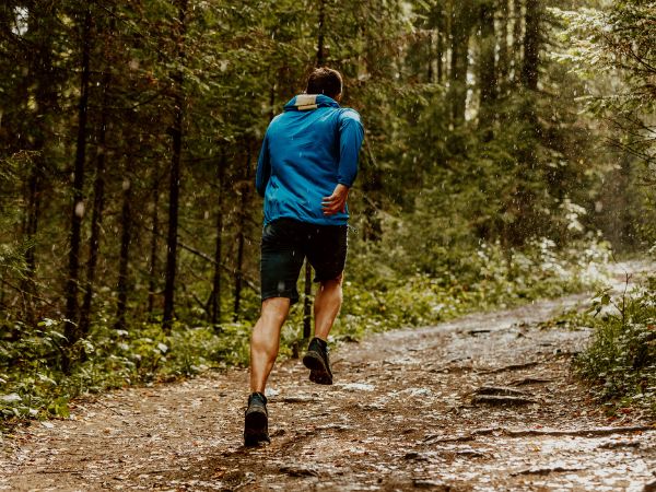 Jak zacząć przygodę z bieganiem: Poradnik dla początkujących